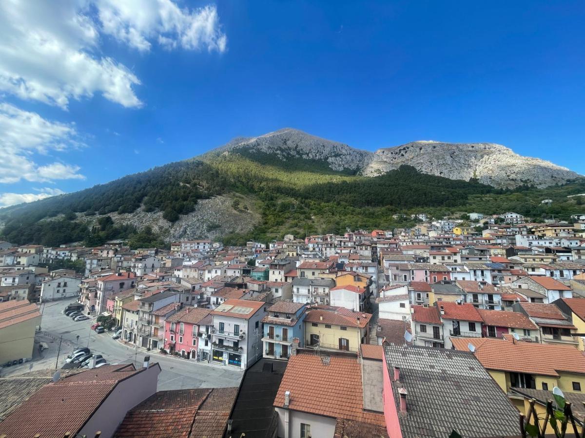 B&B Lorenzo Il Magnifico Celano Εξωτερικό φωτογραφία