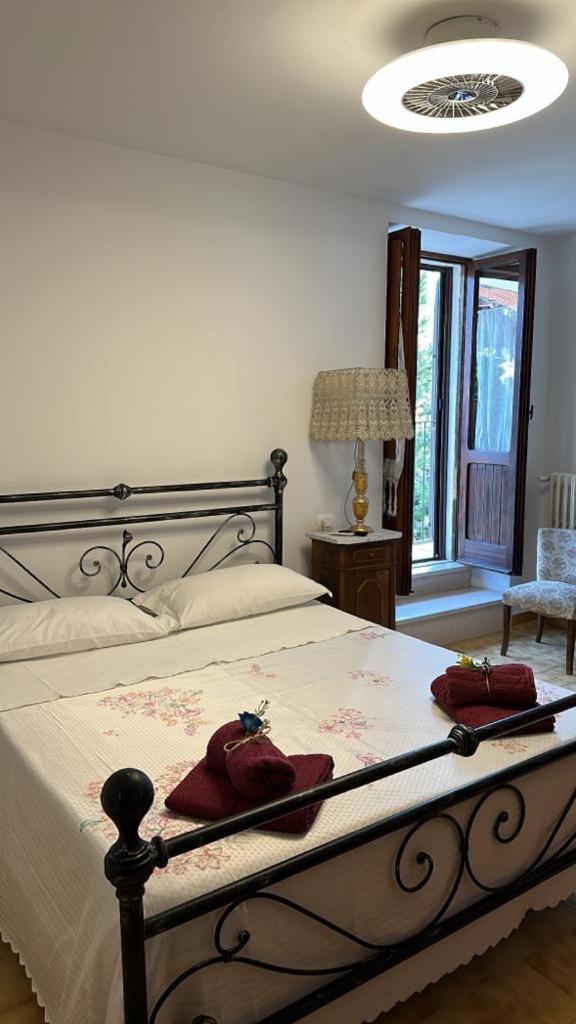 B&B Lorenzo Il Magnifico Celano Εξωτερικό φωτογραφία